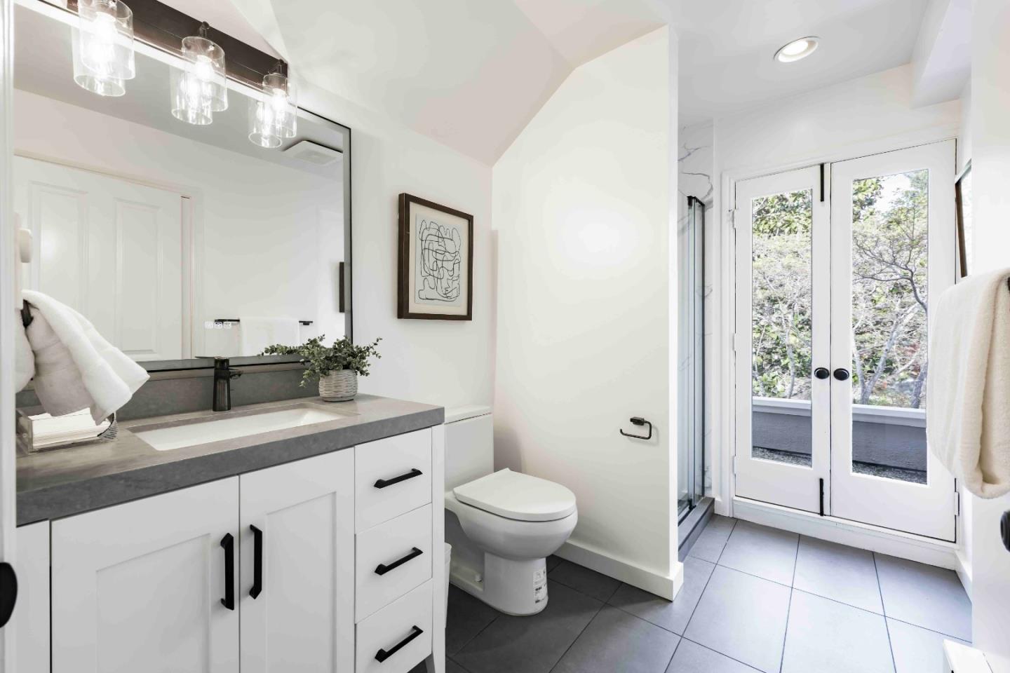 Detail Gallery Image 10 of 28 For 738-740 Webster St, Palo Alto,  CA 94301 - 5 Beds | 4 Baths