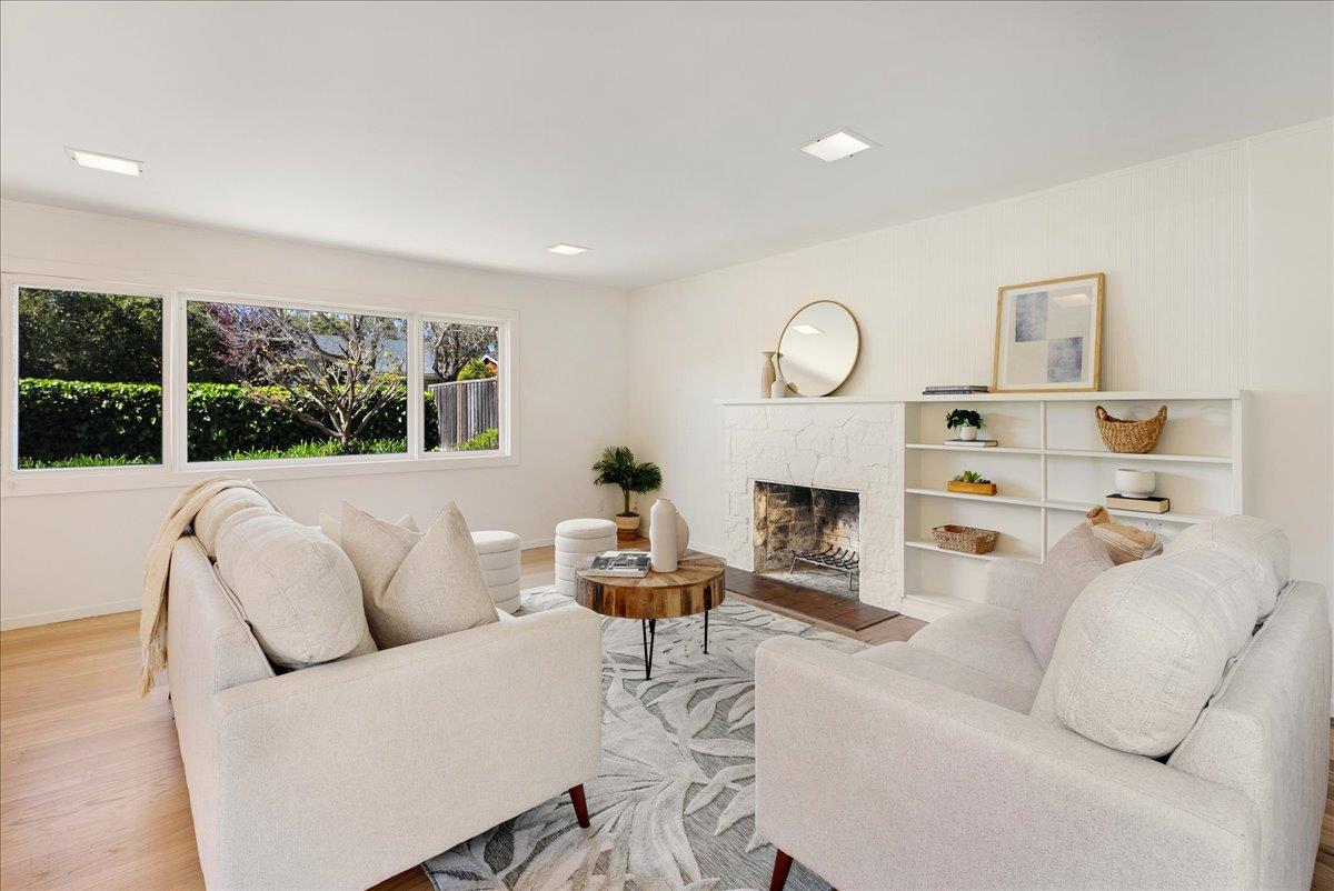 Detail Gallery Image 11 of 46 For 410 13th Ave, Santa Cruz,  CA 95062 - 2 Beds | 1 Baths