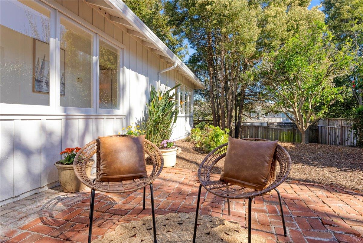 Detail Gallery Image 31 of 46 For 410 13th Ave, Santa Cruz,  CA 95062 - 2 Beds | 1 Baths