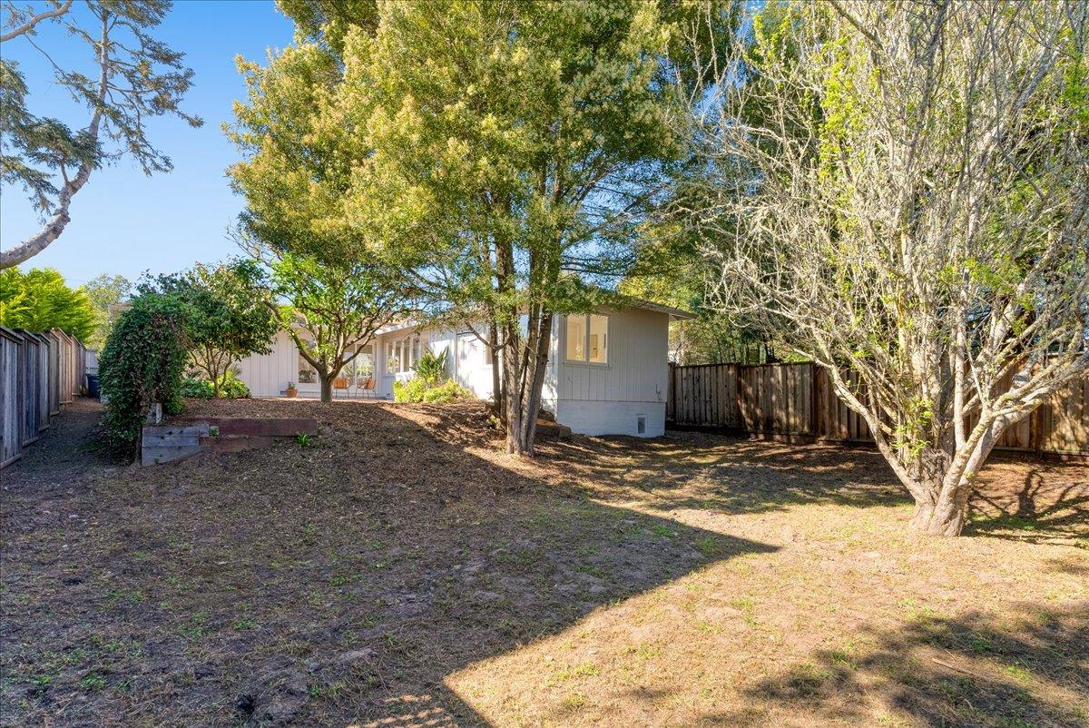 Detail Gallery Image 34 of 46 For 410 13th Ave, Santa Cruz,  CA 95062 - 2 Beds | 1 Baths