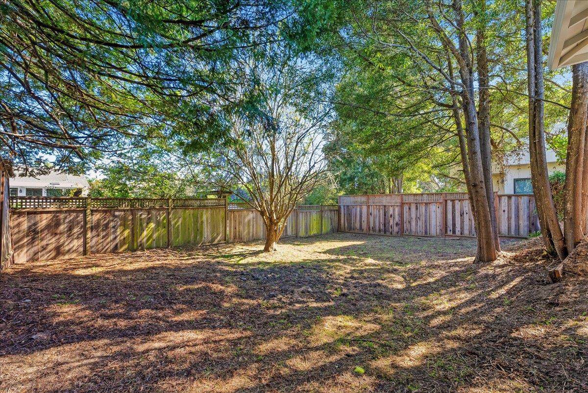 Detail Gallery Image 36 of 46 For 410 13th Ave, Santa Cruz,  CA 95062 - 2 Beds | 1 Baths