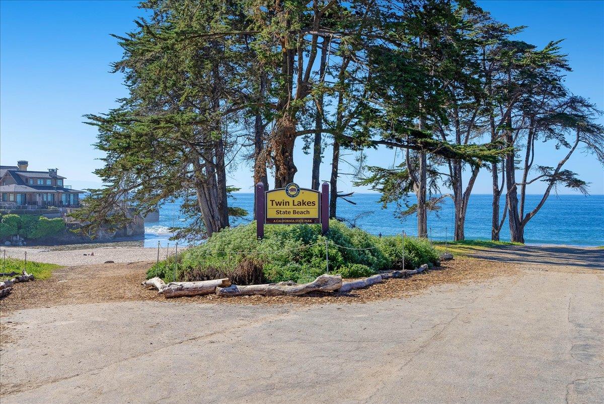 Detail Gallery Image 44 of 46 For 410 13th Ave, Santa Cruz,  CA 95062 - 2 Beds | 1 Baths