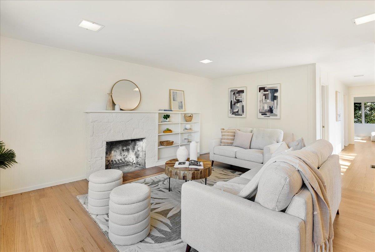 Detail Gallery Image 8 of 46 For 410 13th Ave, Santa Cruz,  CA 95062 - 2 Beds | 1 Baths