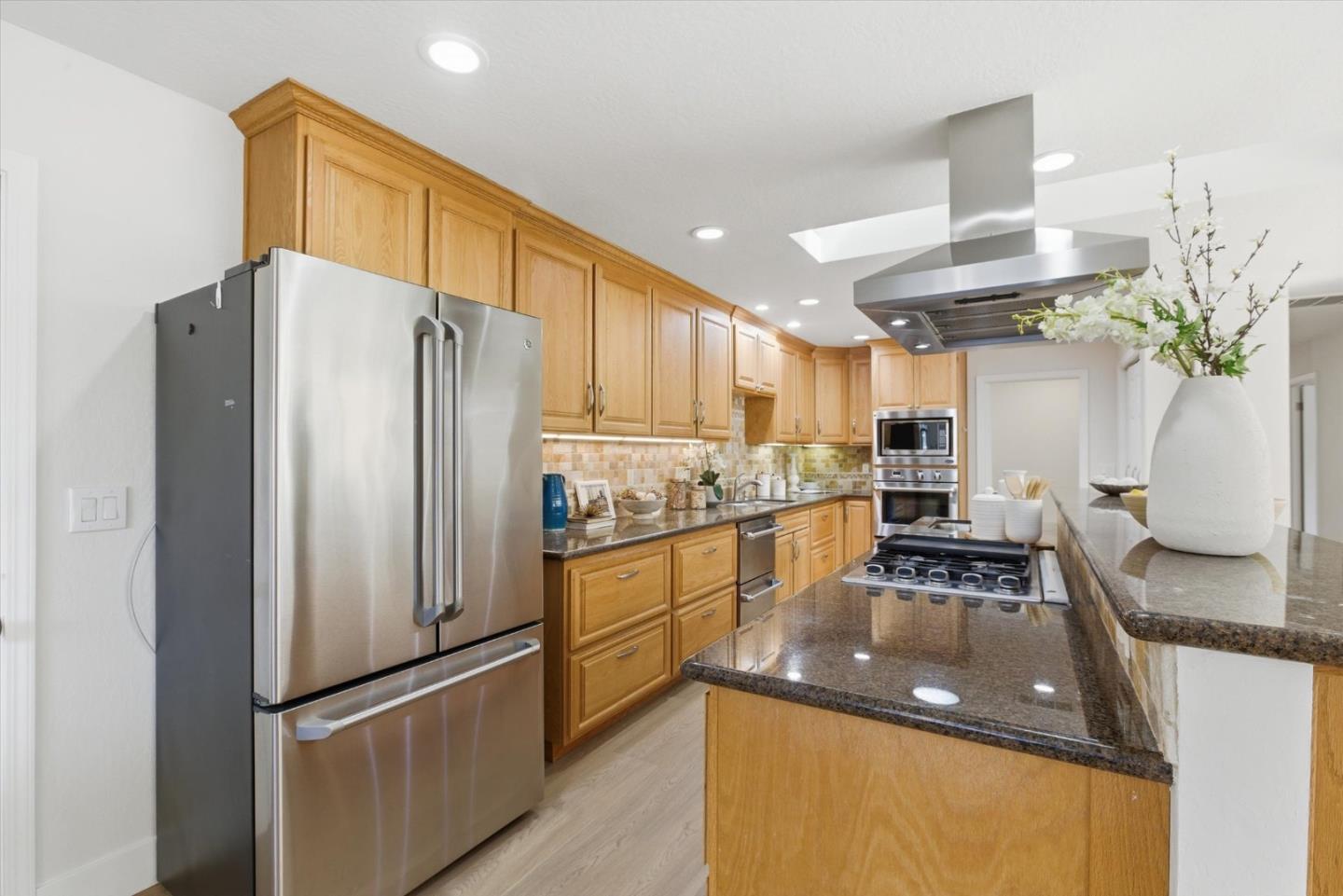 Detail Gallery Image 17 of 68 For 1766 Cherry Grove Dr, San Jose,  CA 95125 - 4 Beds | 2 Baths