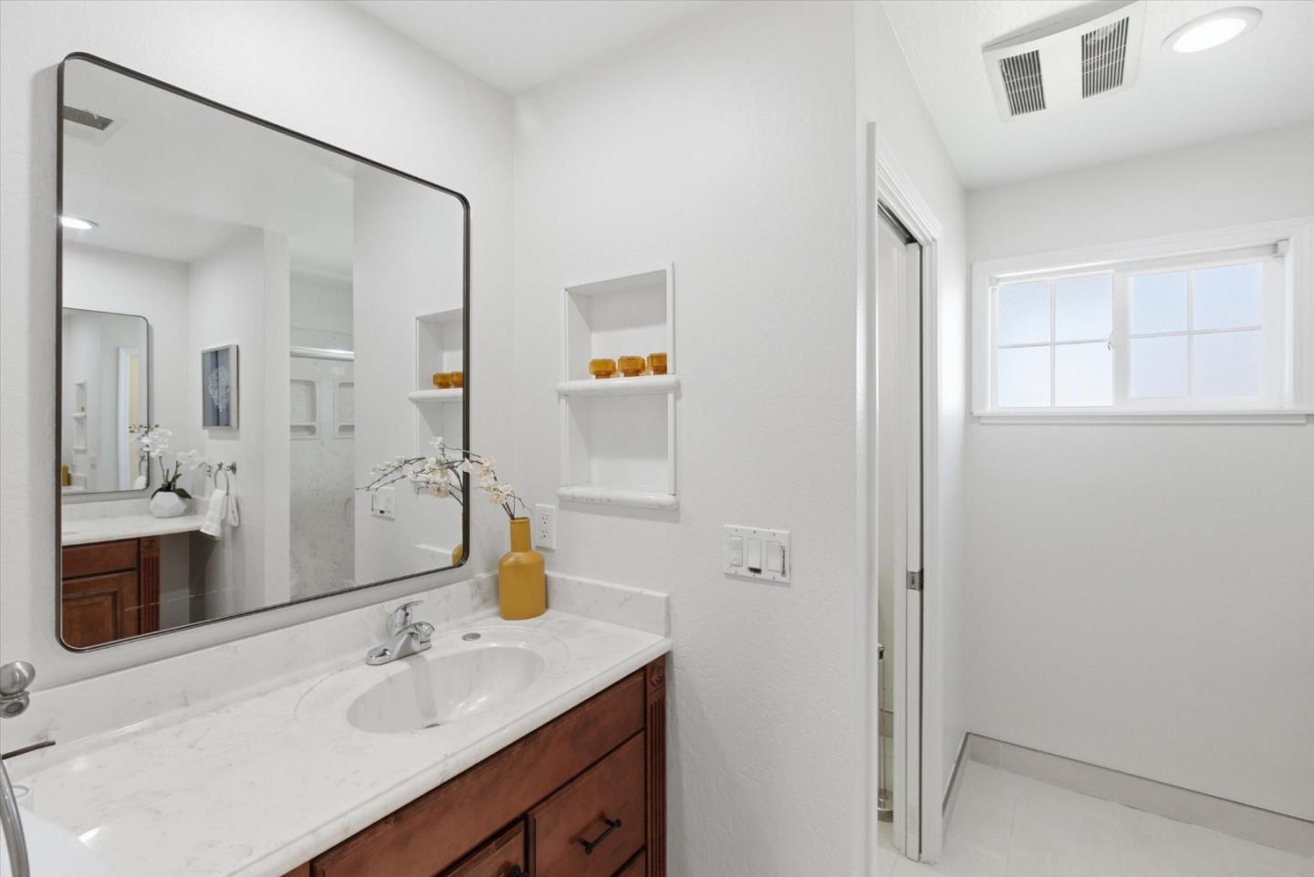 Detail Gallery Image 24 of 68 For 1766 Cherry Grove Dr, San Jose,  CA 95125 - 4 Beds | 2 Baths