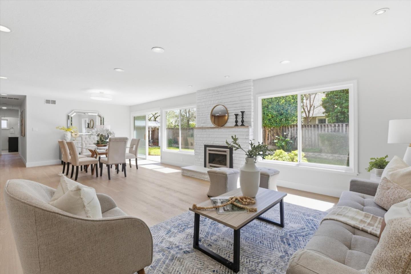 Detail Gallery Image 4 of 68 For 1766 Cherry Grove Dr, San Jose,  CA 95125 - 4 Beds | 2 Baths