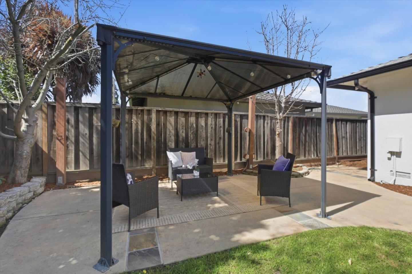 Detail Gallery Image 43 of 68 For 1766 Cherry Grove Dr, San Jose,  CA 95125 - 4 Beds | 2 Baths