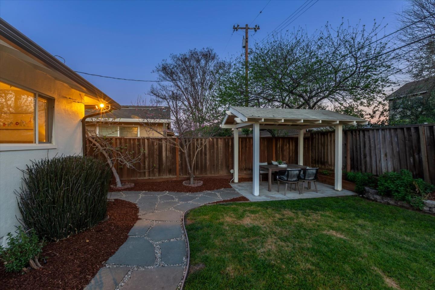 Detail Gallery Image 55 of 68 For 1766 Cherry Grove Dr, San Jose,  CA 95125 - 4 Beds | 2 Baths