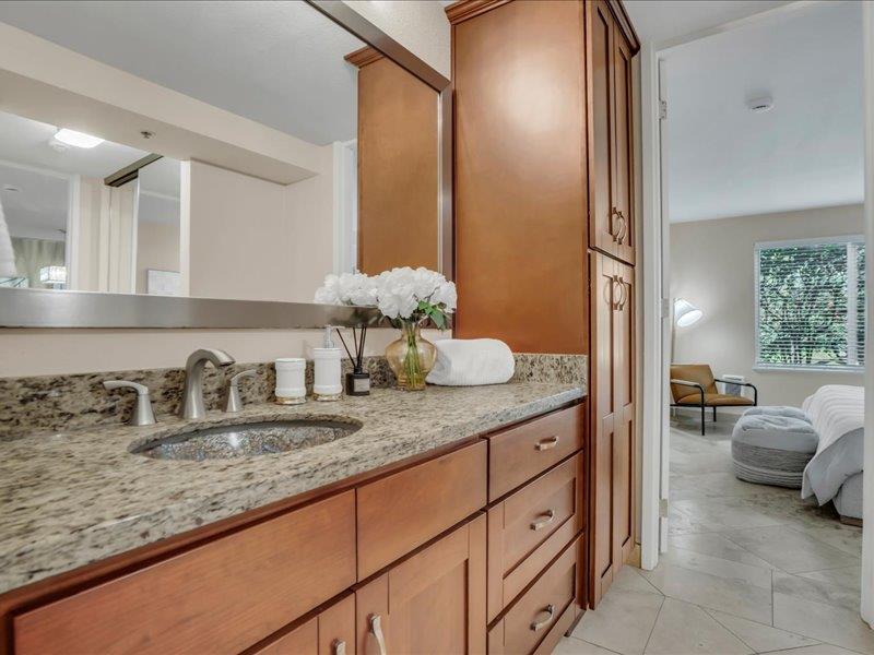 Detail Gallery Image 11 of 26 For 7101 Shelter Creek Ln, San Bruno,  CA 94066 - 1 Beds | 1 Baths