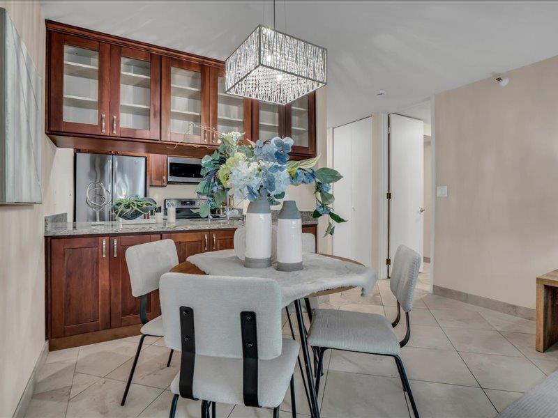 Detail Gallery Image 5 of 26 For 7101 Shelter Creek Ln, San Bruno,  CA 94066 - 1 Beds | 1 Baths