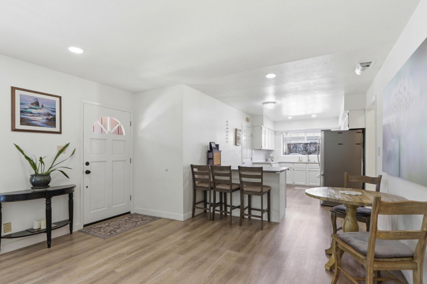 Detail Gallery Image 12 of 27 For 888 Corlista Dr, San Jose,  CA 95128 - 3 Beds | 1/1 Baths