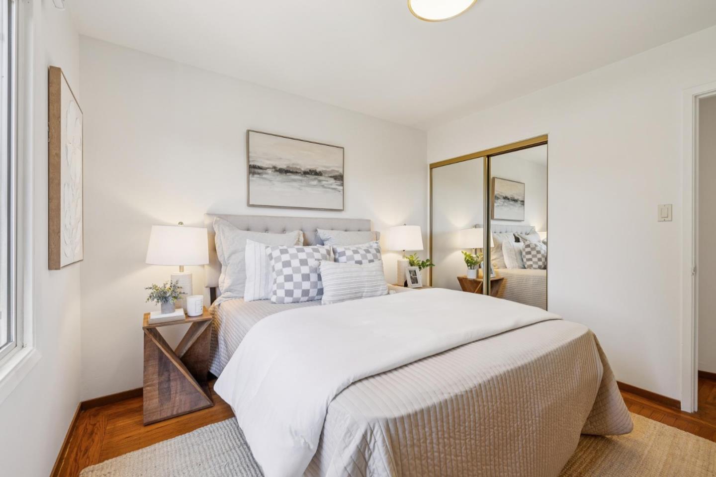 Detail Gallery Image 25 of 38 For 980 Burnett Ave, San Francisco,  CA 94131 - 5 Beds | 2 Baths