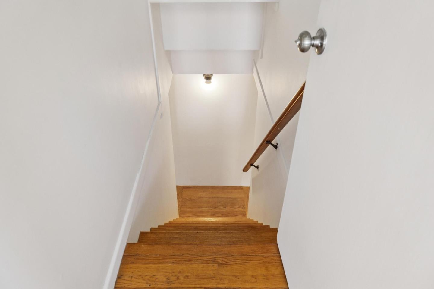 Detail Gallery Image 26 of 38 For 980 Burnett Ave, San Francisco,  CA 94131 - 5 Beds | 2 Baths