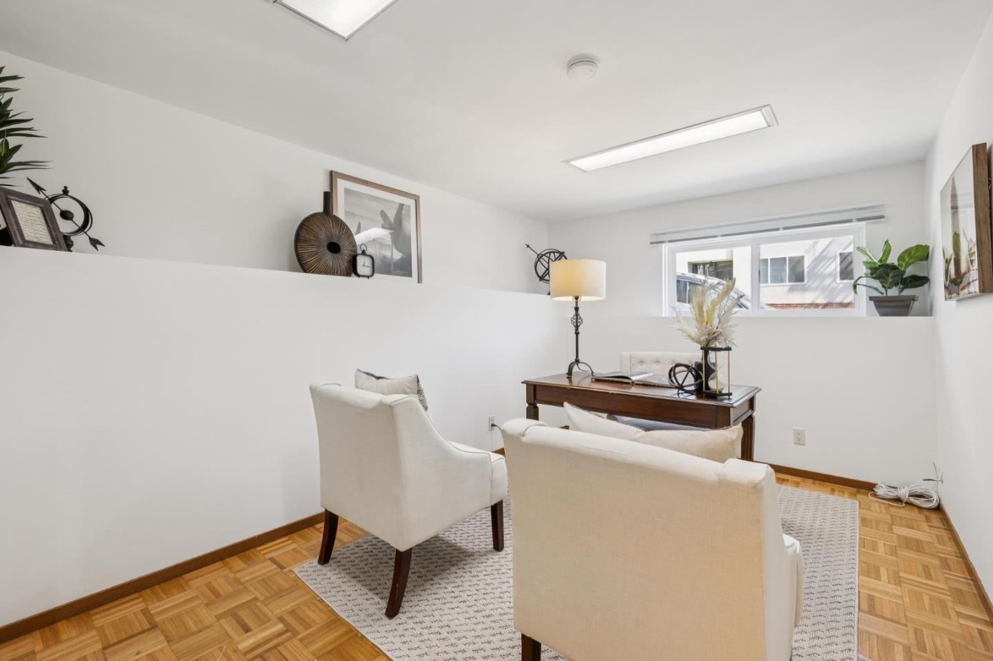 Detail Gallery Image 28 of 38 For 980 Burnett Ave, San Francisco,  CA 94131 - 5 Beds | 2 Baths