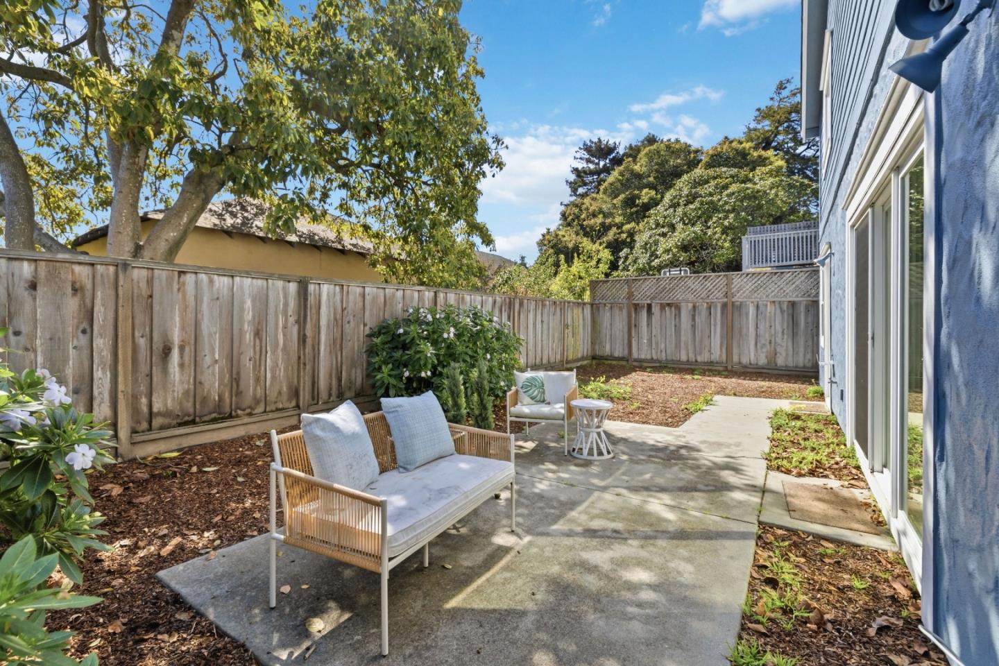 Detail Gallery Image 23 of 36 For 4750 Capitola Rd, Capitola,  CA 95010 - 3 Beds | 2/1 Baths