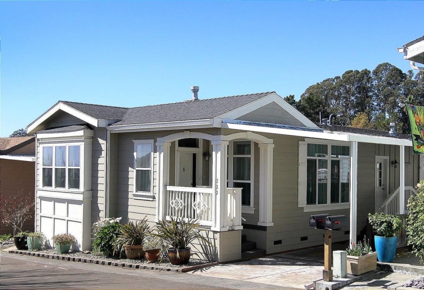 Detail Gallery Image 2 of 61 For 100 N Rodeo Gulch Rd #117,  Soquel,  CA 95073 - 3 Beds | 2 Baths