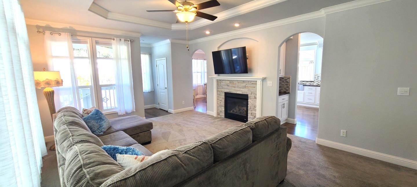 Detail Gallery Image 9 of 61 For 100 N Rodeo Gulch Rd #117,  Soquel,  CA 95073 - 3 Beds | 2 Baths