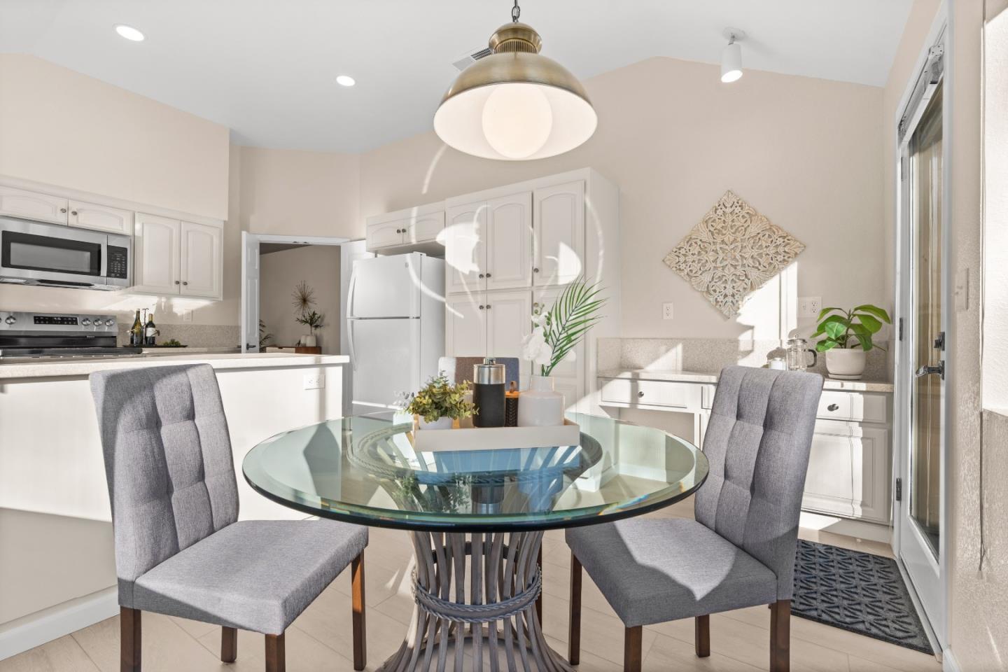 Photo #18: ML82039147 Listing: Photo #18