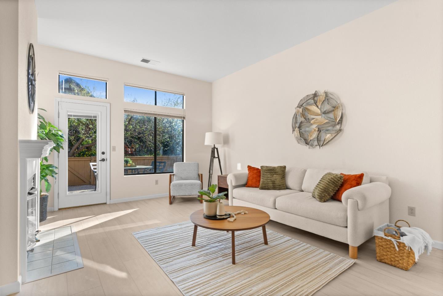 Photo #5: ML82039147 Listing: Photo #5