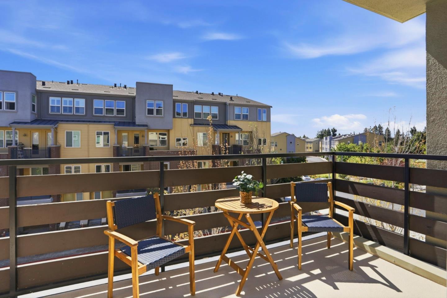 Detail Gallery Image 12 of 35 For 670 Squire Ave, San Jose,  CA 95133 - 3 Beds | 3 Baths