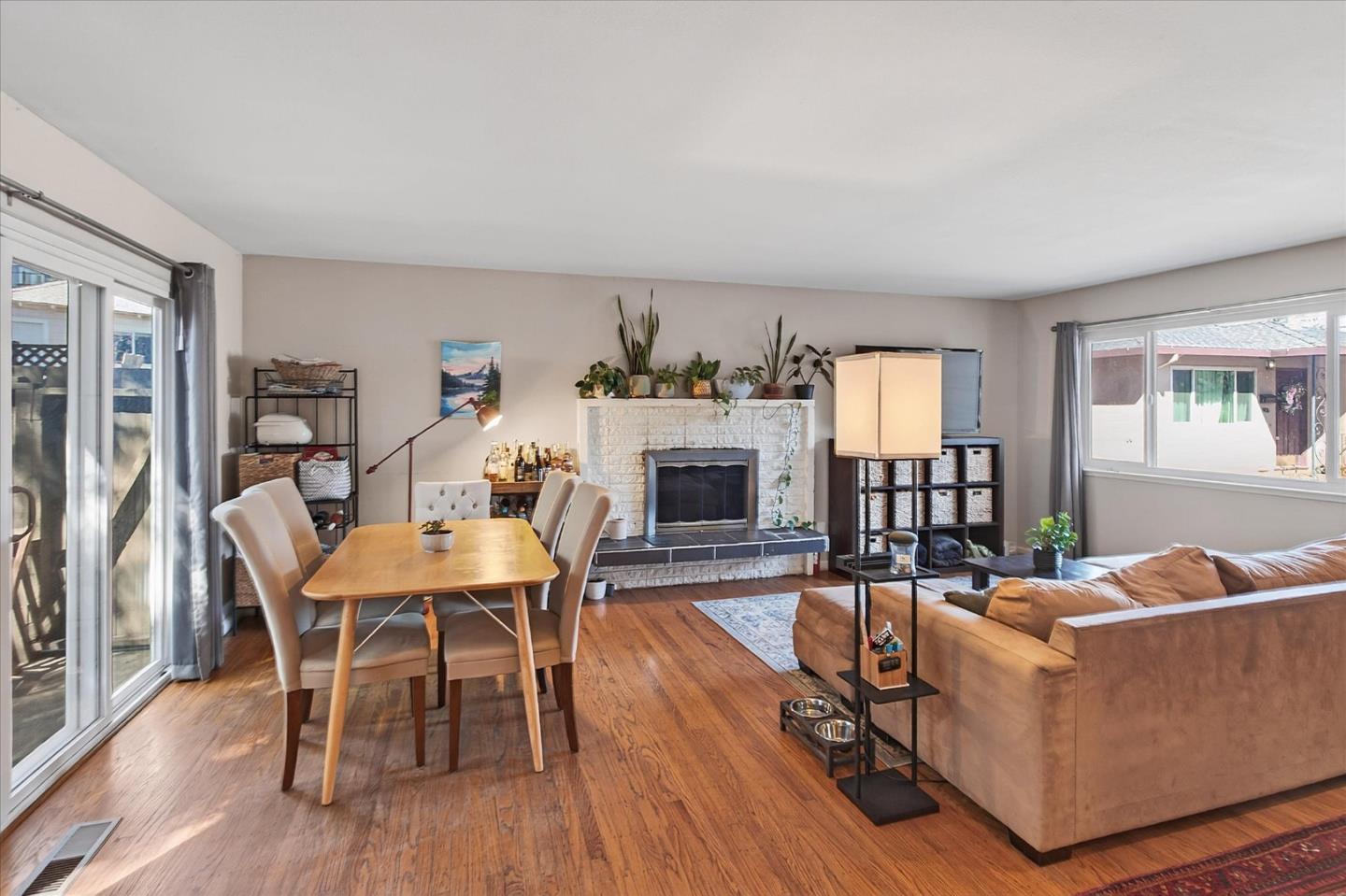 Detail Gallery Image 13 of 27 For 910-912 Academy Ave, Belmont,  CA 94002 - – Beds | – Baths