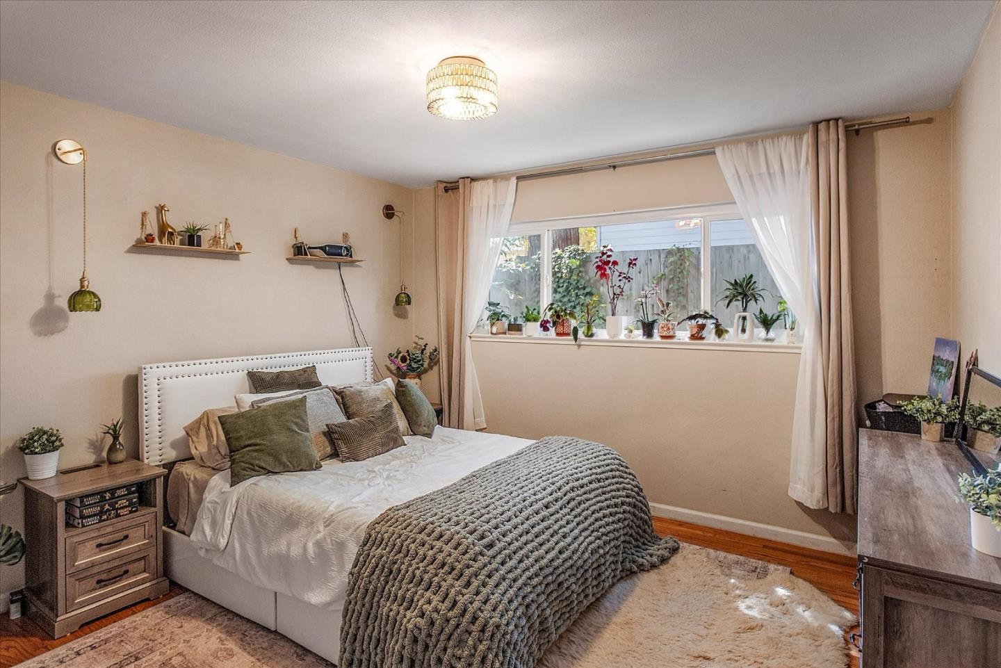 Detail Gallery Image 17 of 27 For 910-912 Academy Ave, Belmont,  CA 94002 - – Beds | – Baths