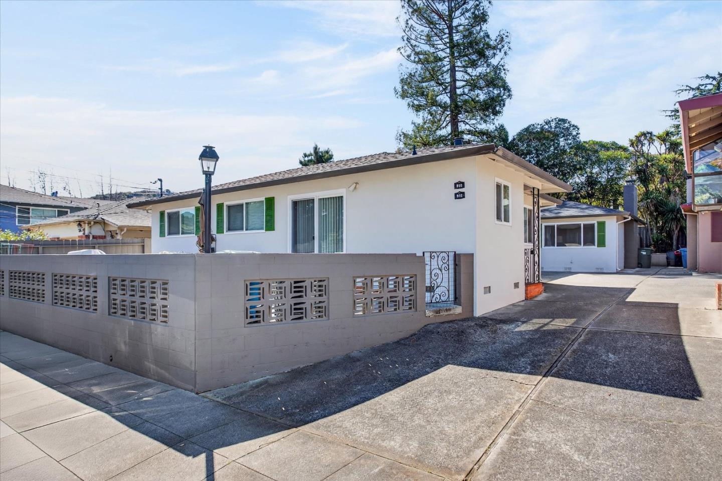 Detail Gallery Image 2 of 27 For 910-912 Academy Ave, Belmont,  CA 94002 - – Beds | – Baths