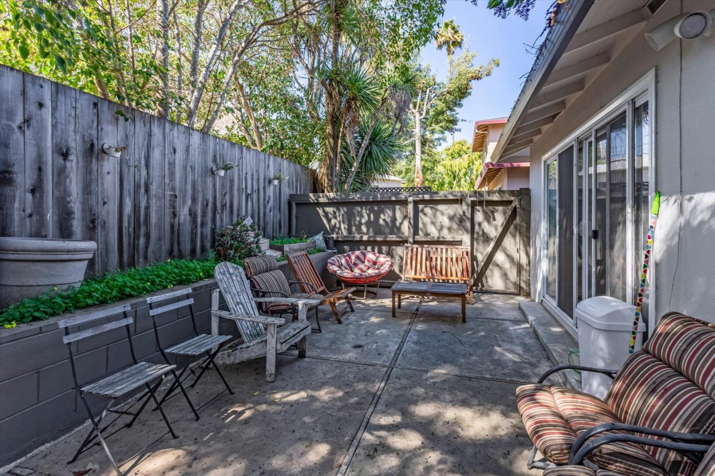 Detail Gallery Image 25 of 27 For 910-912 Academy Ave, Belmont,  CA 94002 - – Beds | – Baths