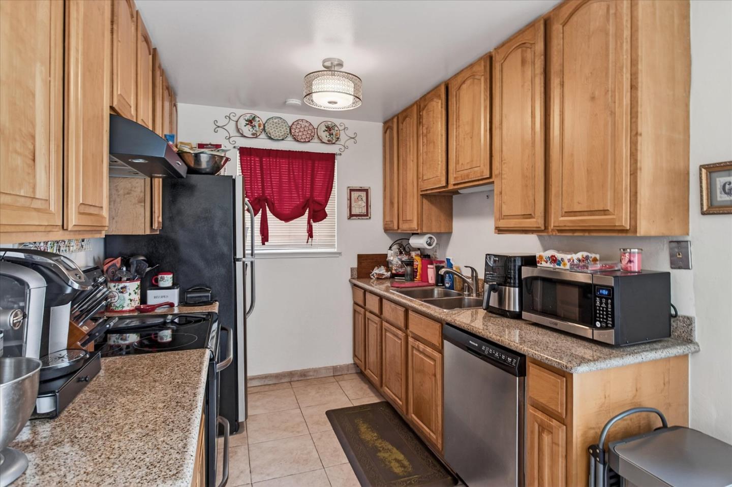 Detail Gallery Image 5 of 27 For 910-912 Academy Ave, Belmont,  CA 94002 - – Beds | – Baths