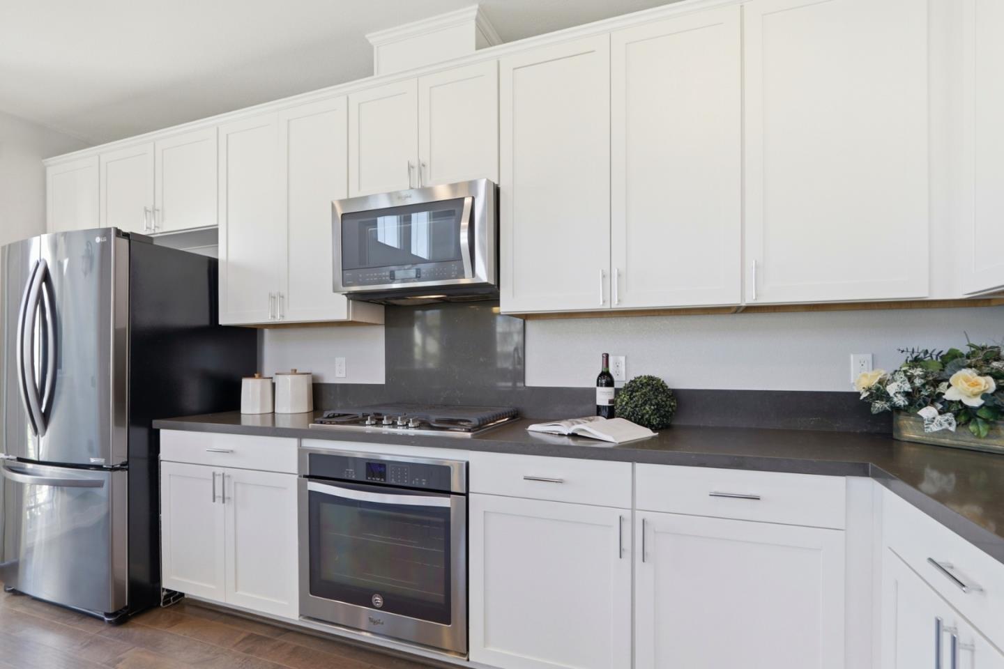 Detail Gallery Image 12 of 67 For 280 William Manly St #5,  San Jose,  CA 95136 - 2 Beds | 2 Baths