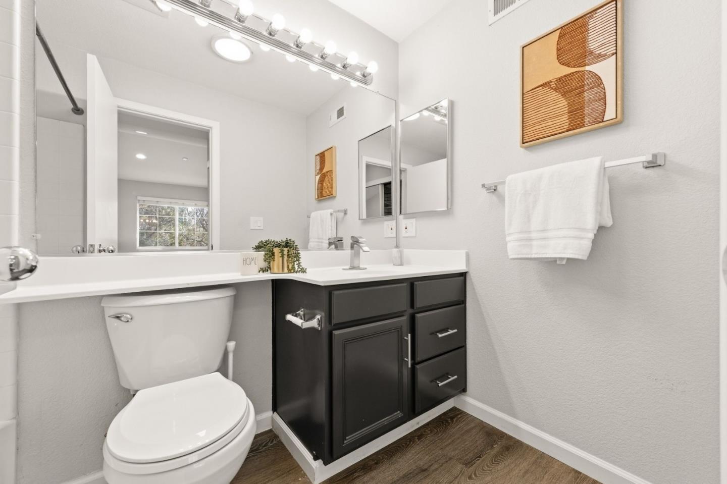 Detail Gallery Image 18 of 41 For 602 Arcadia Ter #305,  Sunnyvale,  CA 94085 - 2 Beds | 2 Baths
