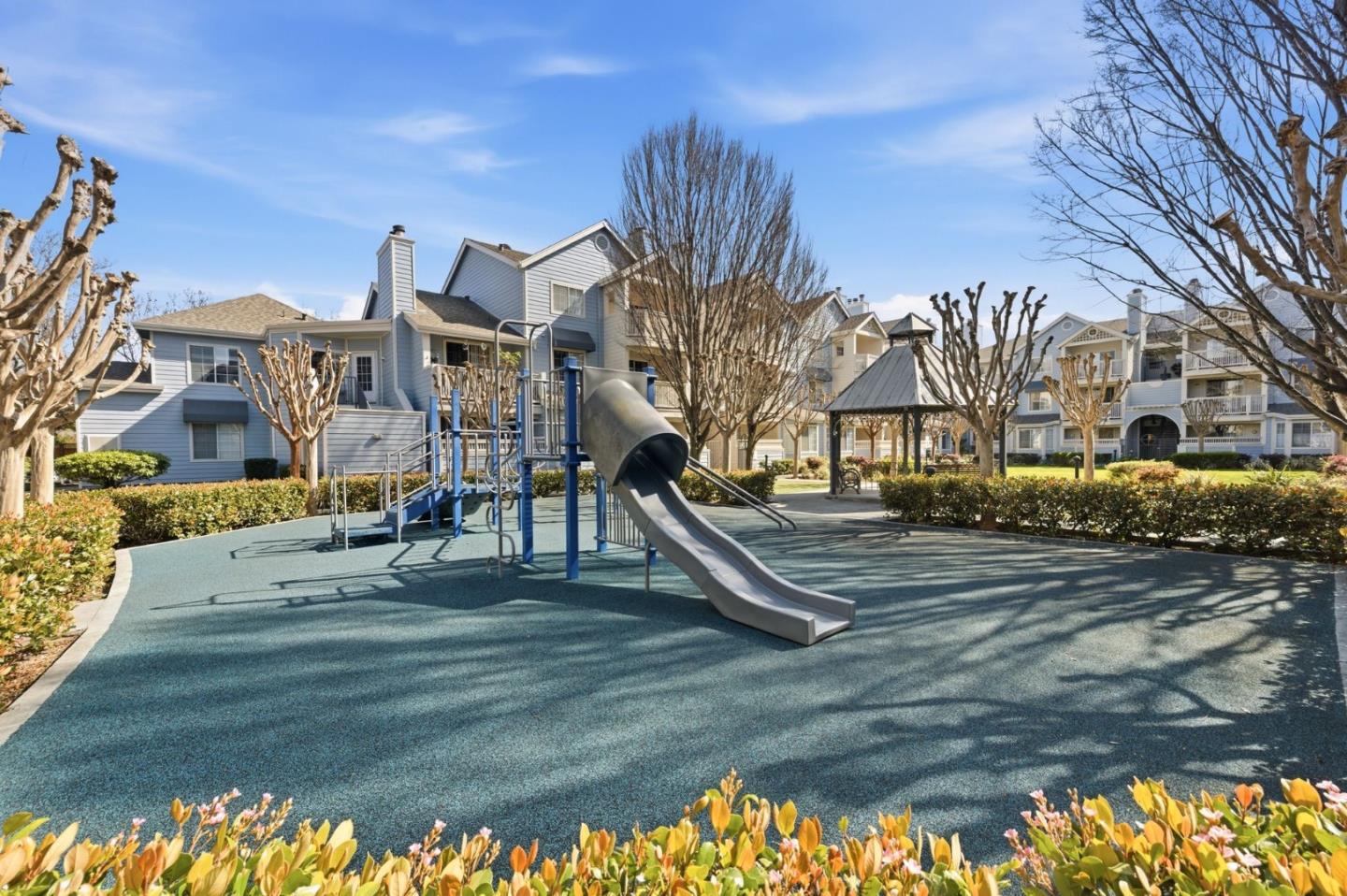 Detail Gallery Image 33 of 41 For 602 Arcadia Ter #305,  Sunnyvale,  CA 94085 - 2 Beds | 2 Baths