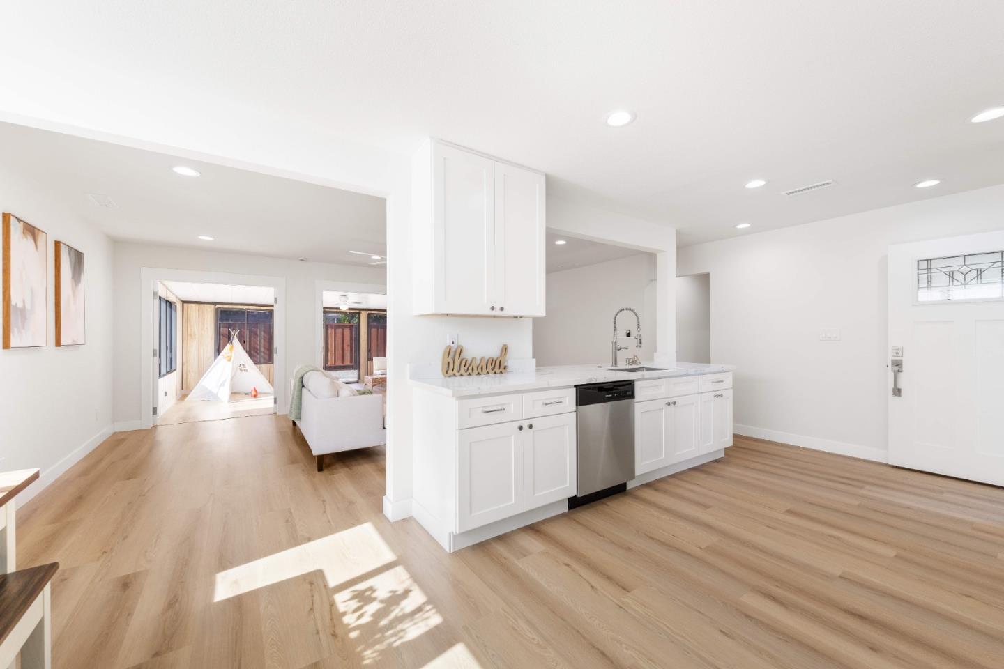 Detail Gallery Image 12 of 24 For 31047 Brae Burn Ave, Hayward,  CA 94544 - 3 Beds | 2 Baths