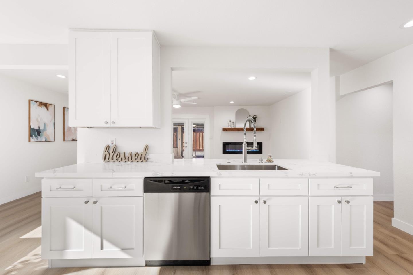 Detail Gallery Image 6 of 24 For 31047 Brae Burn Ave, Hayward,  CA 94544 - 3 Beds | 2 Baths