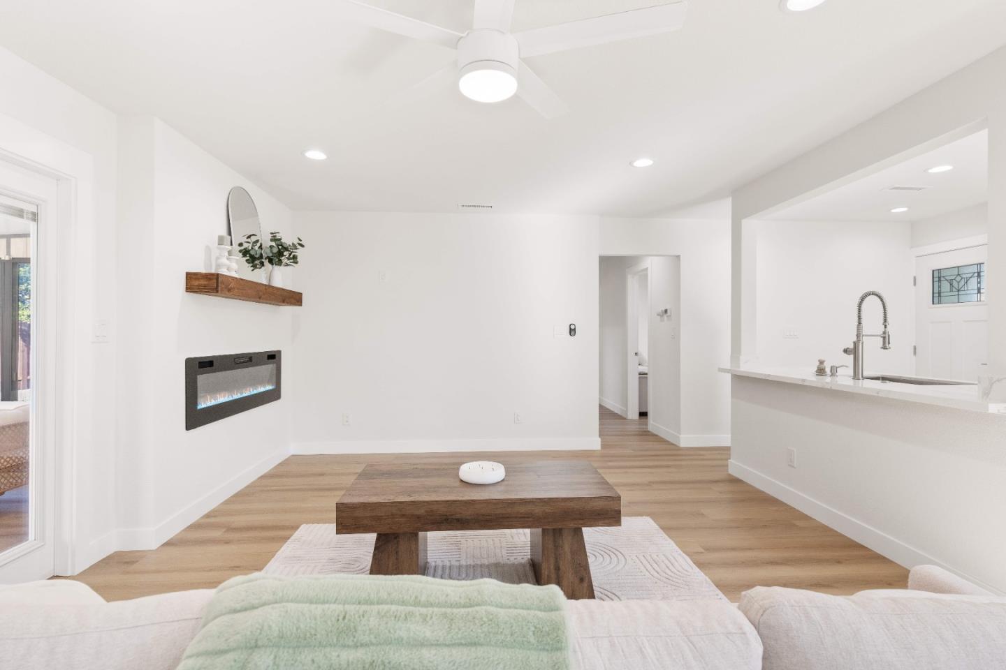 Detail Gallery Image 8 of 24 For 31047 Brae Burn Ave, Hayward,  CA 94544 - 3 Beds | 2 Baths