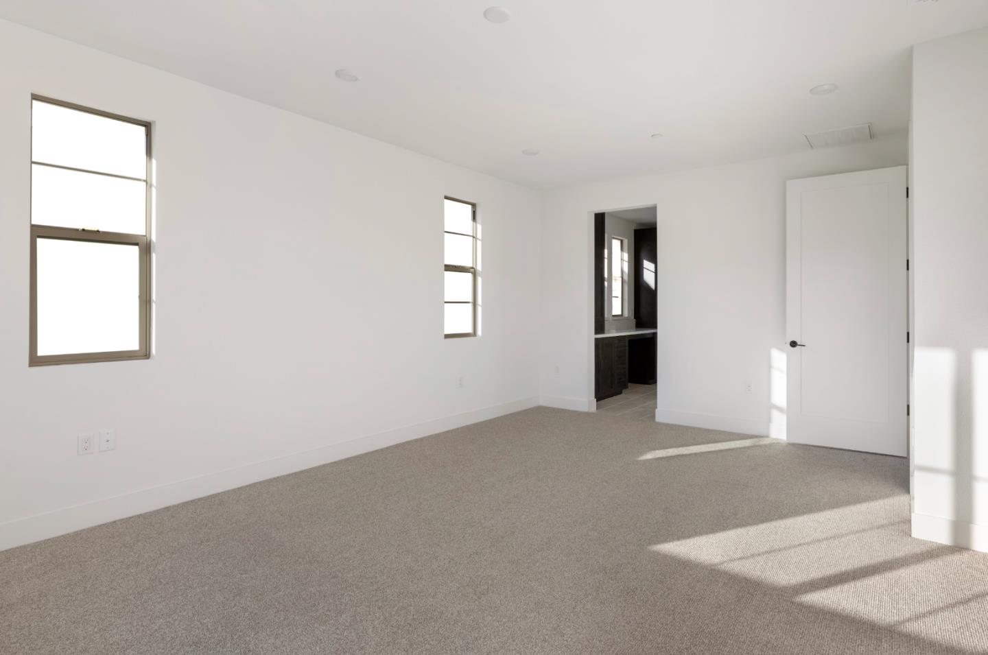 Detail Gallery Image 13 of 18 For 7379 Ailes Ct, Gilroy,  CA 95020 - 5 Beds | 4/1 Baths