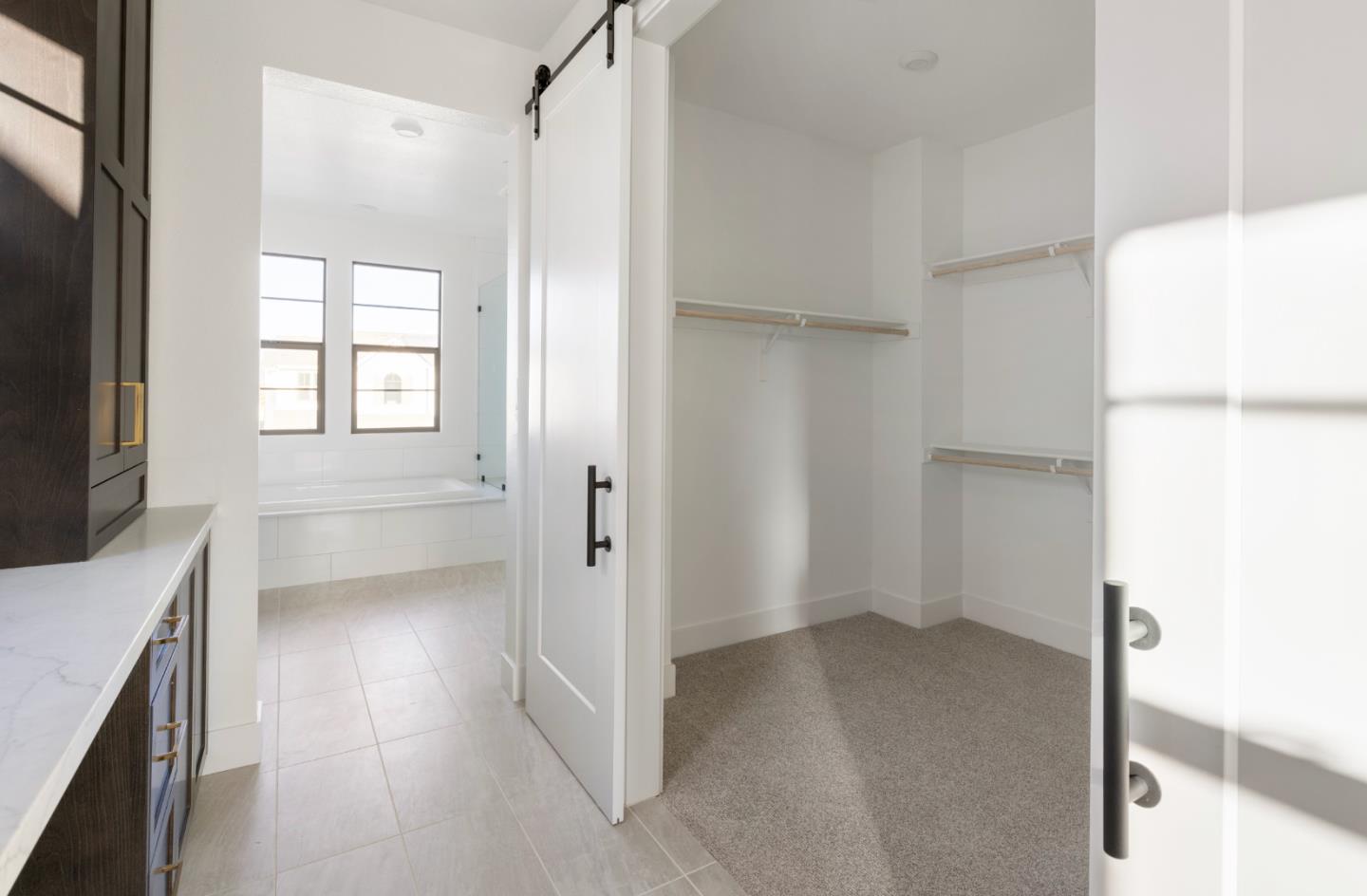 Detail Gallery Image 15 of 18 For 7379 Ailes Ct, Gilroy,  CA 95020 - 5 Beds | 4/1 Baths