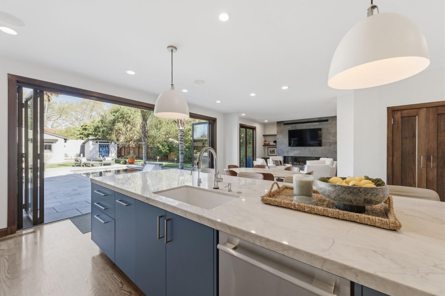 Detail Gallery Image 11 of 46 For 1130 N 2nd St, San Jose,  CA 95112 - 4 Beds | 3 Baths