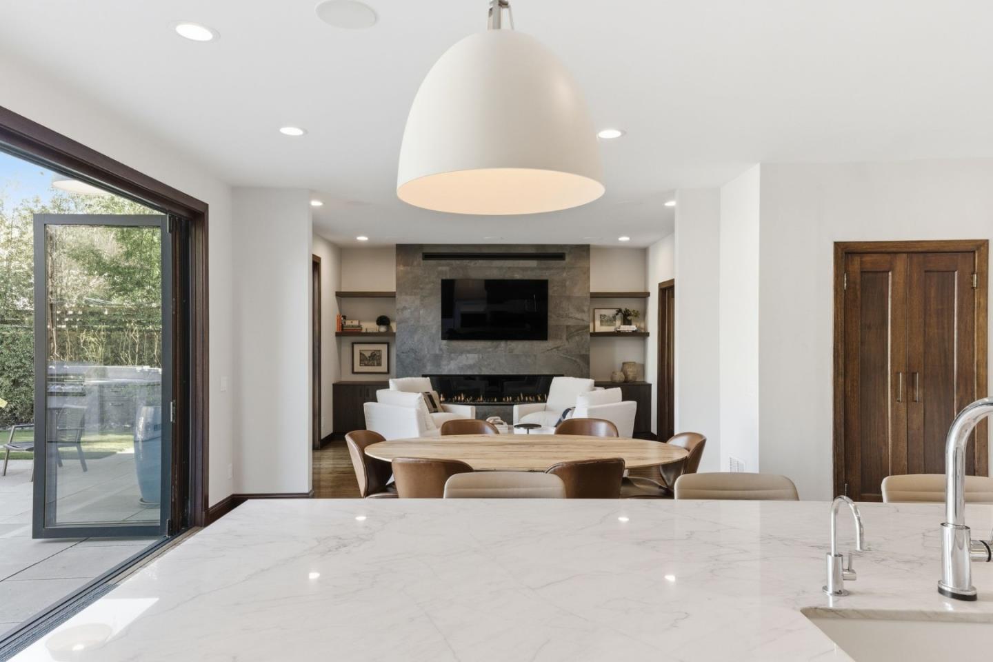 Detail Gallery Image 13 of 46 For 1130 N 2nd St, San Jose,  CA 95112 - 4 Beds | 3 Baths