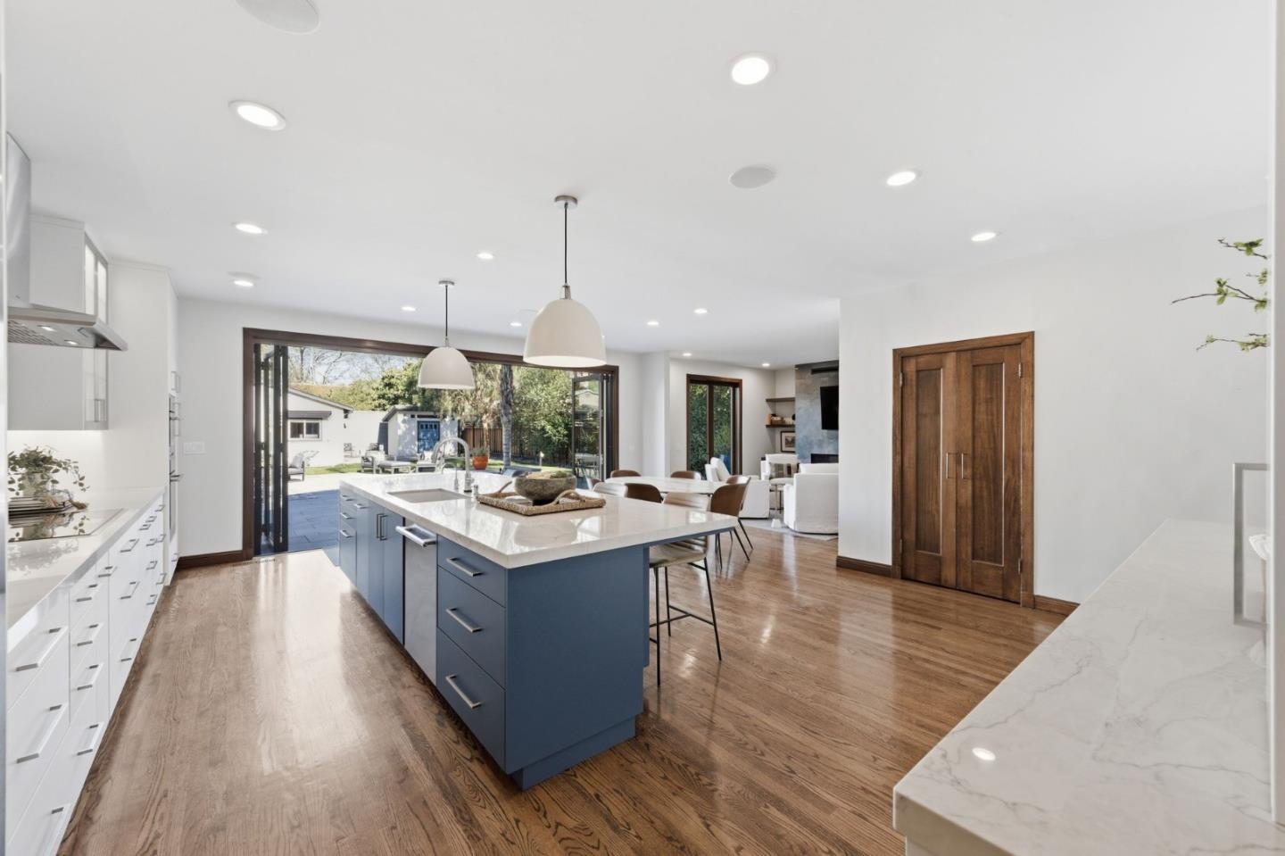 Detail Gallery Image 9 of 46 For 1130 N 2nd St, San Jose,  CA 95112 - 4 Beds | 3 Baths