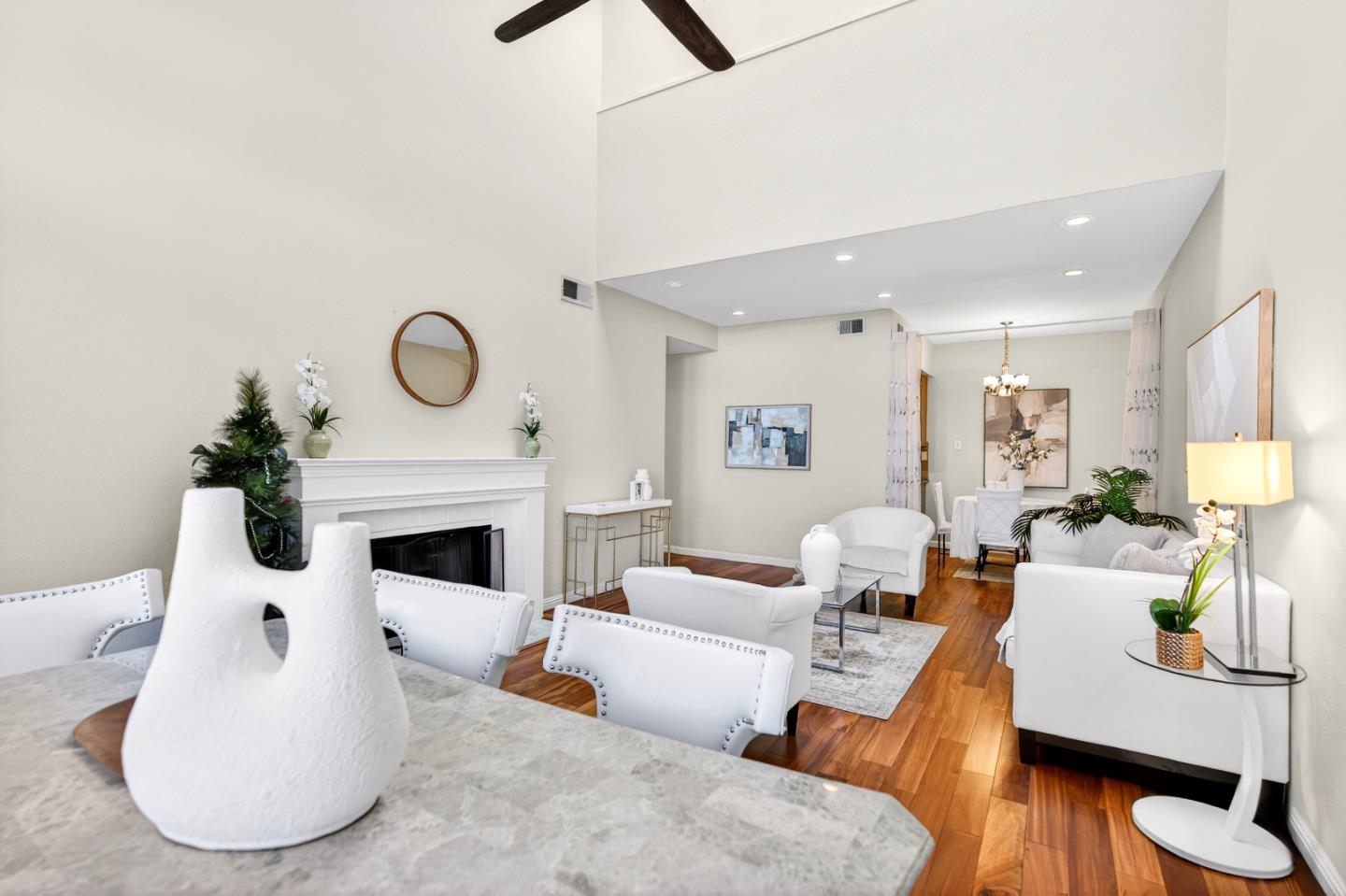 Detail Gallery Image 15 of 35 For 22330 Homestead Rd #214,  Cupertino,  CA 95014 - 2 Beds | 2 Baths