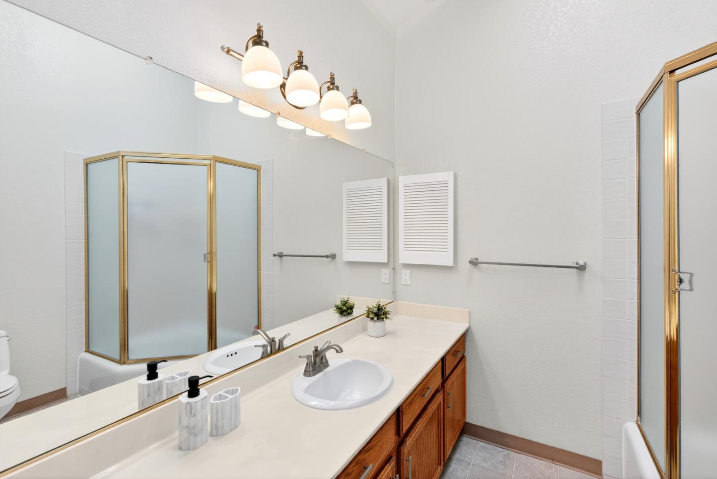 Detail Gallery Image 22 of 35 For 22330 Homestead Rd #214,  Cupertino,  CA 95014 - 2 Beds | 2 Baths
