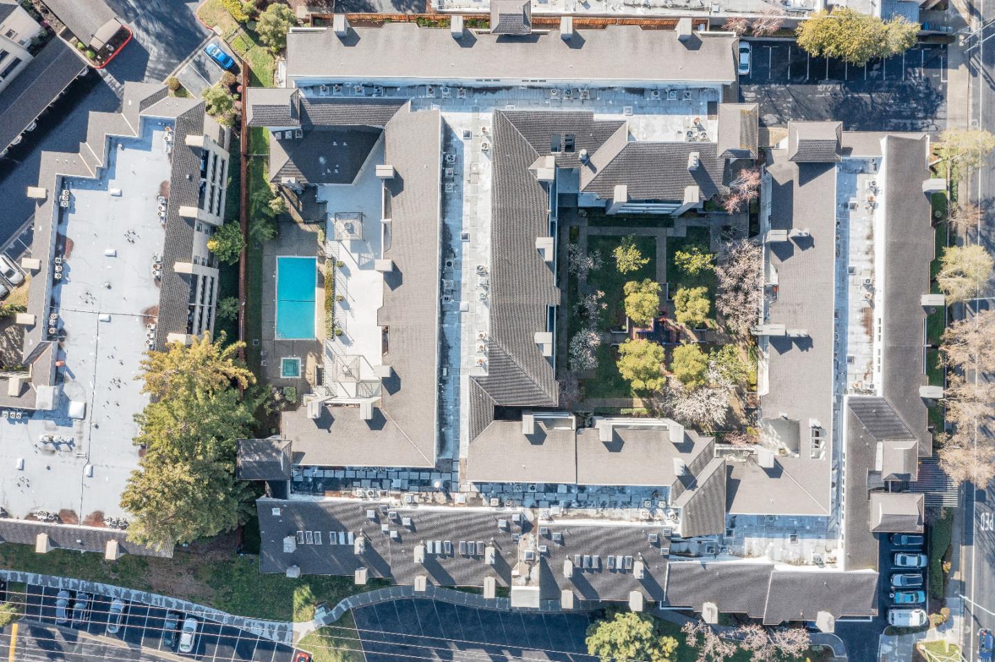 Detail Gallery Image 26 of 35 For 22330 Homestead Rd #214,  Cupertino,  CA 95014 - 2 Beds | 2 Baths