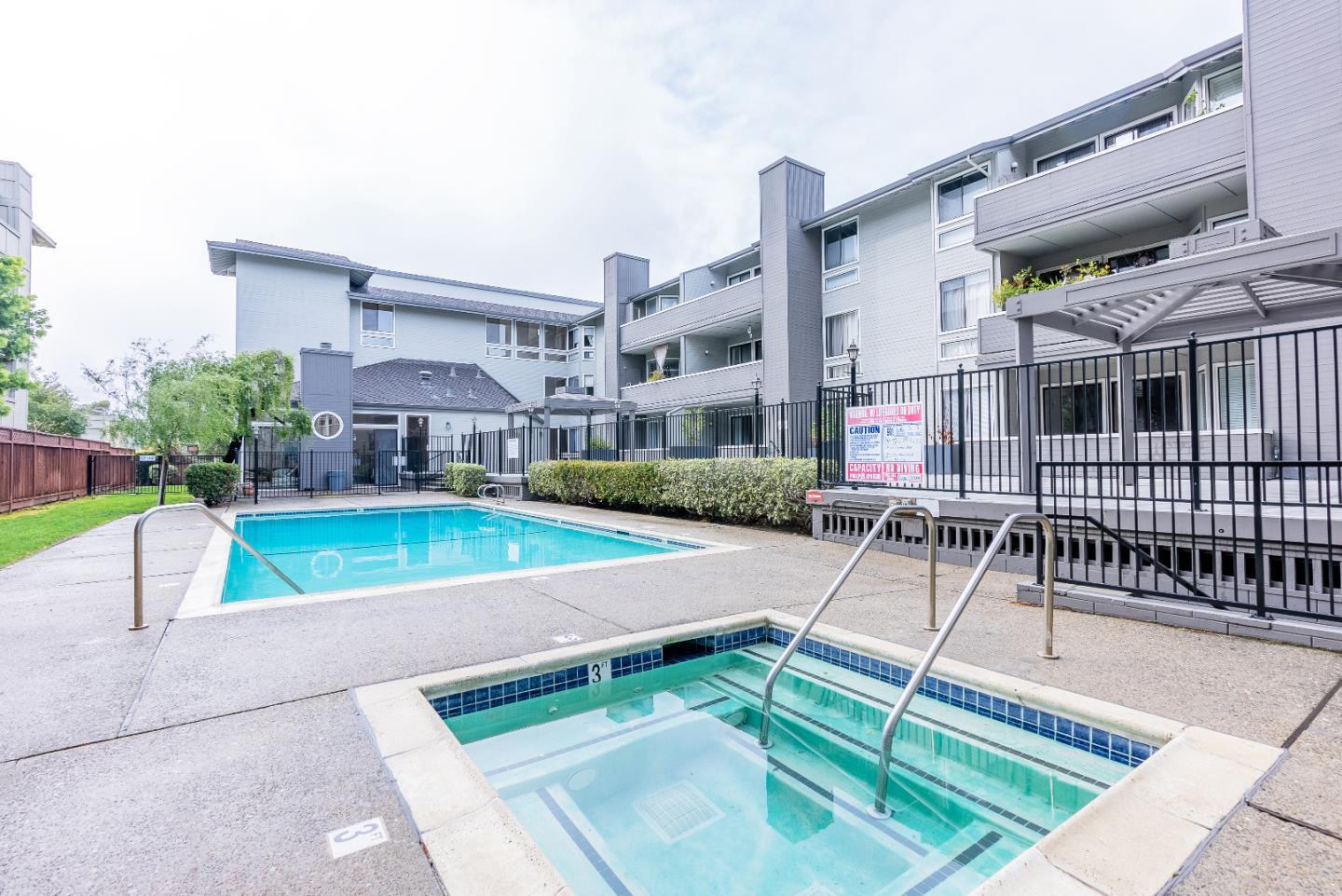 Detail Gallery Image 27 of 35 For 22330 Homestead Rd #214,  Cupertino,  CA 95014 - 2 Beds | 2 Baths