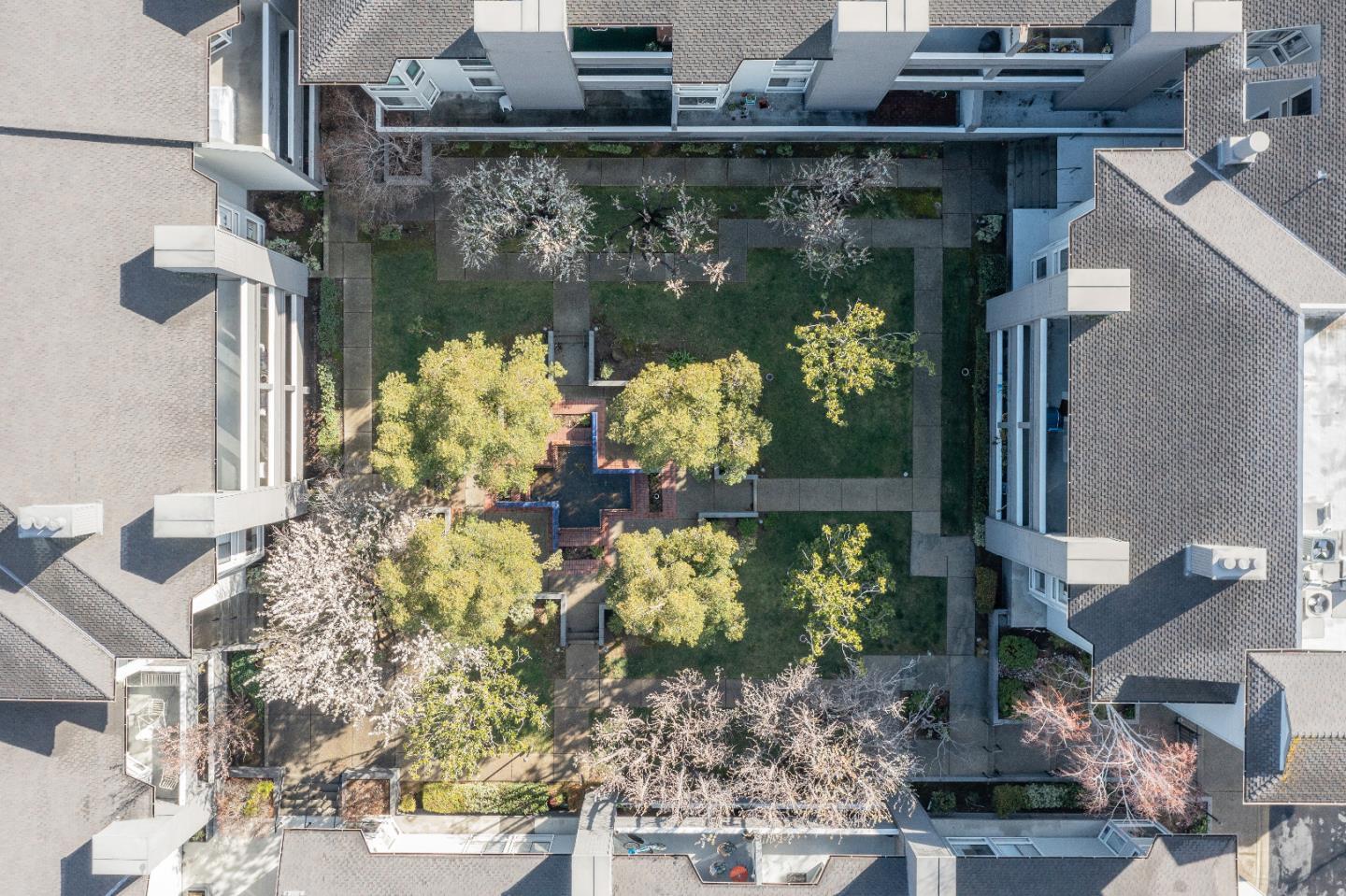 Detail Gallery Image 30 of 35 For 22330 Homestead Rd #214,  Cupertino,  CA 95014 - 2 Beds | 2 Baths