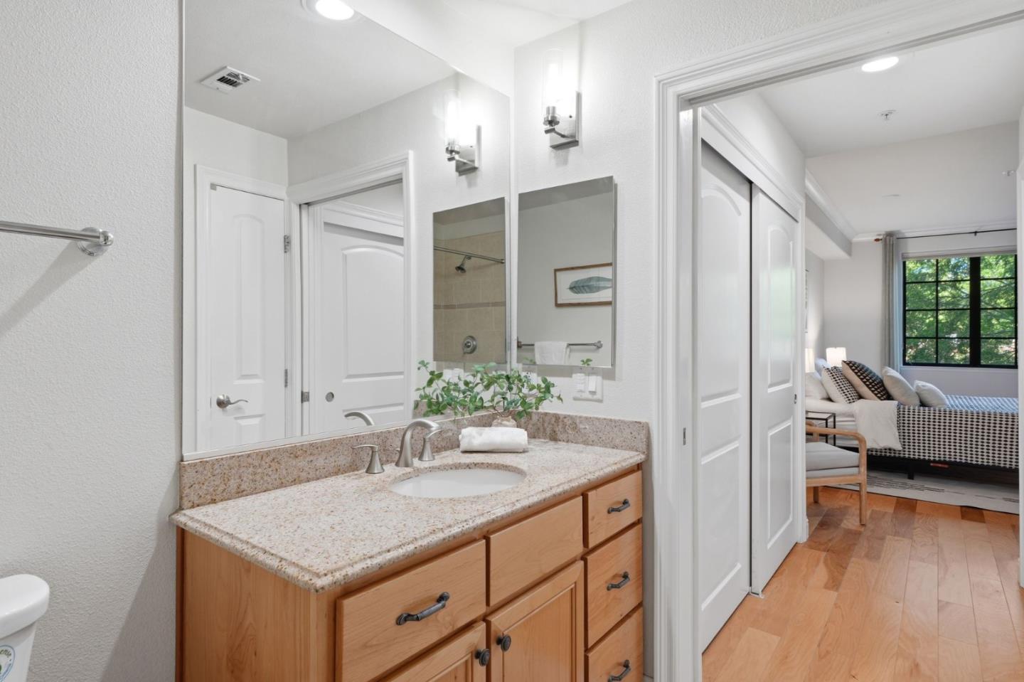 Detail Gallery Image 26 of 67 For 633 Elm St #209,  San Carlos,  CA 94070 - 2 Beds | 2 Baths