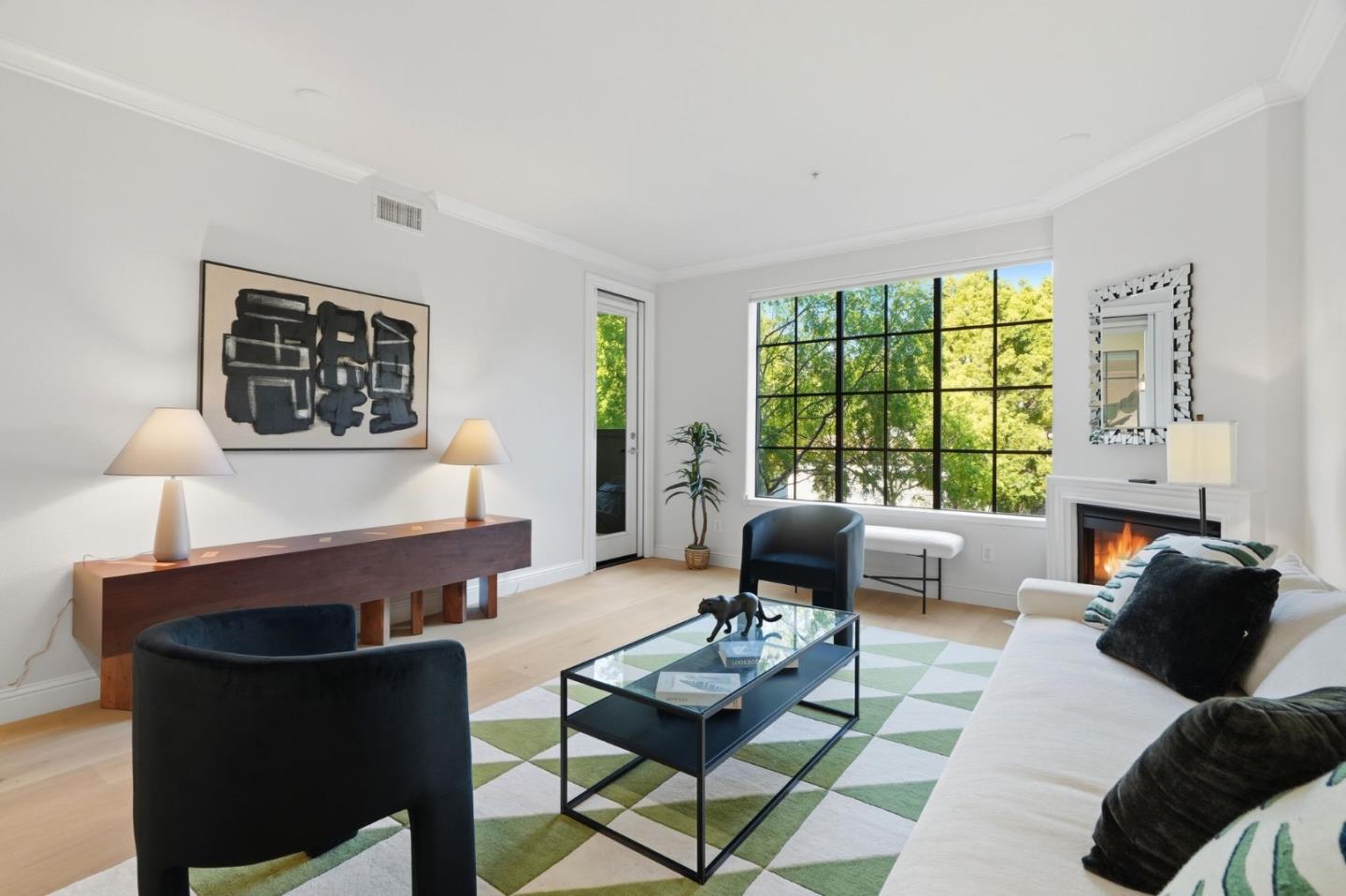 Detail Gallery Image 3 of 67 For 633 Elm St #209,  San Carlos,  CA 94070 - 2 Beds | 2 Baths