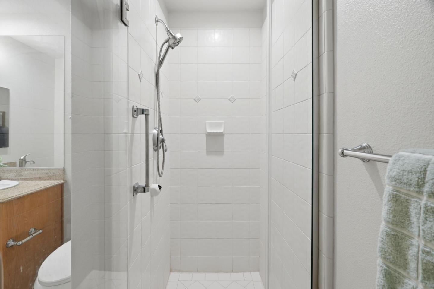 Detail Gallery Image 31 of 67 For 633 Elm St #209,  San Carlos,  CA 94070 - 2 Beds | 2 Baths
