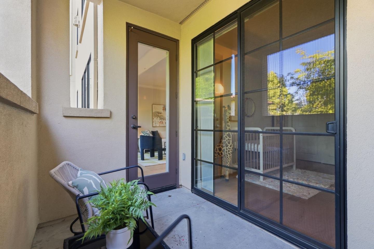 Detail Gallery Image 35 of 67 For 633 Elm St #209,  San Carlos,  CA 94070 - 2 Beds | 2 Baths