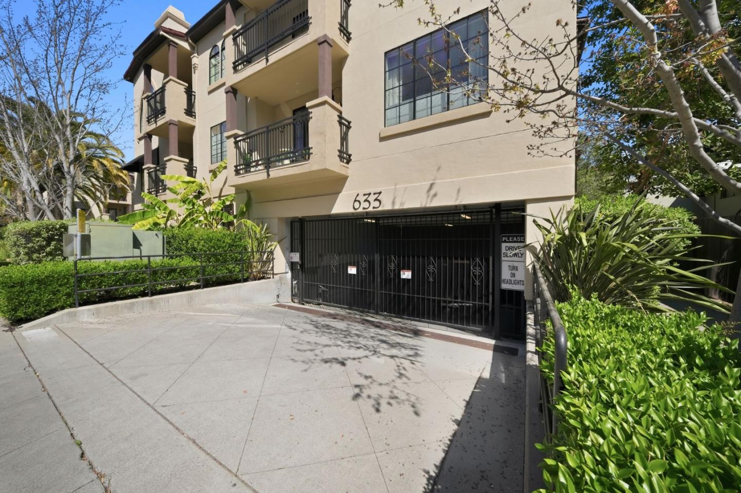 Detail Gallery Image 37 of 67 For 633 Elm St #209,  San Carlos,  CA 94070 - 2 Beds | 2 Baths